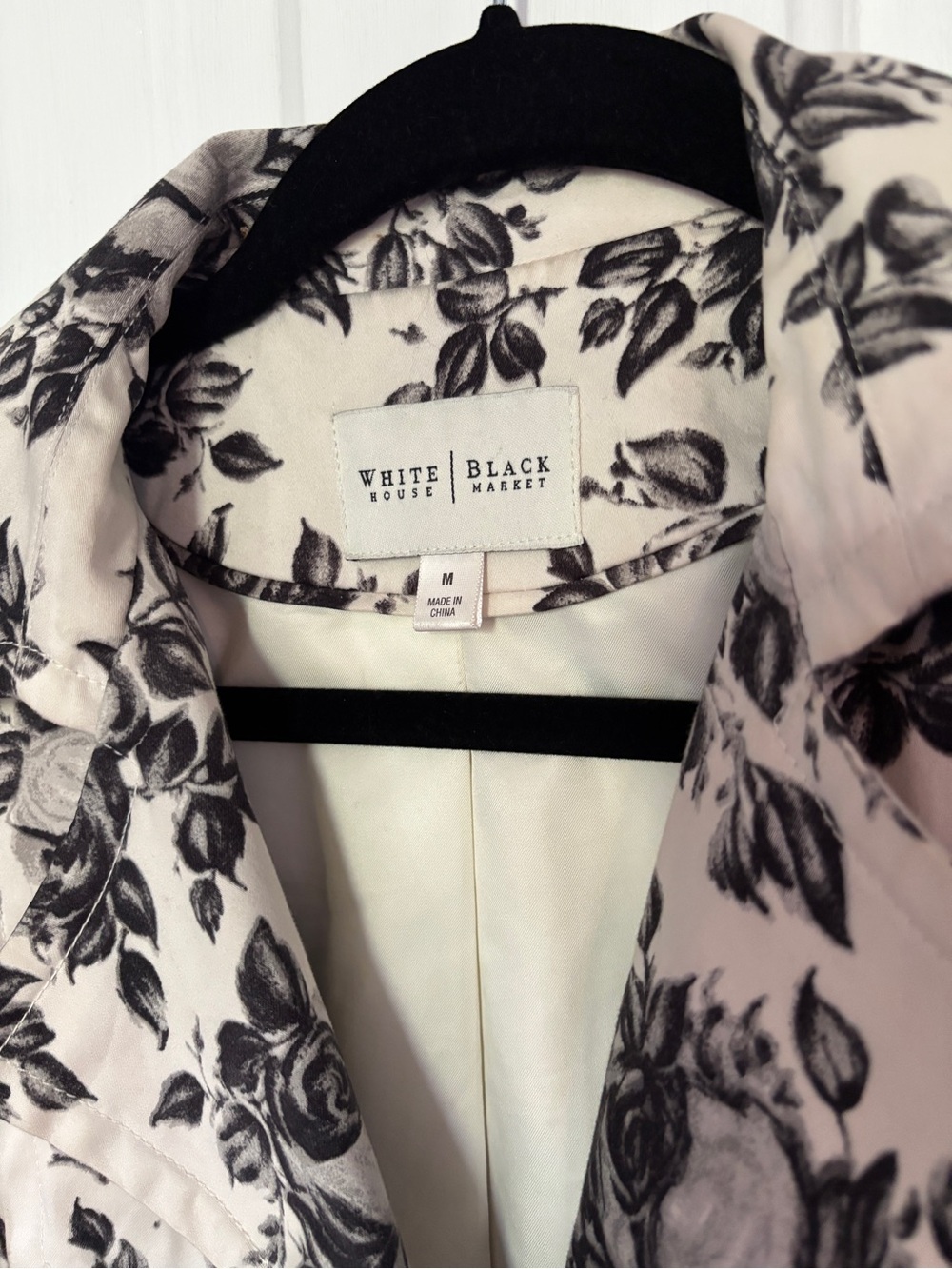 White House Black Market Trench Coat M - Picture 3 of 7